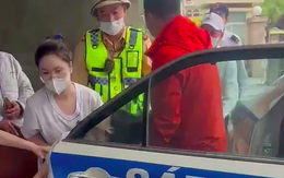 VIDEO: Sản phụ bất ngờ vỡ ối trên cao tốc, CSGT dùng xe đặc chủng đưa tới bệnh viện mổ cấp cứu