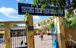 Giáo viên lên mạng tố trường thu sai, hiệu trưởng bị kiểm điểm Giáo viên lên mạng tố trường thu sai, hiệu trưởng bị kiểm điểm