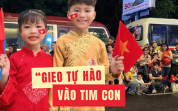 5h sáng háo hức theo bố mẹ vượt đường xa: "Tiết học yêu nước" không giáo án, con ghi nhớ suốt đời không quên! 5h sáng háo hức theo bố mẹ vượt đường xa: "Tiết học yêu nước" không giáo án, con ghi nhớ suốt đời không quên!