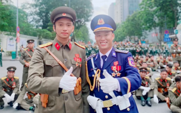 Danh tính quân nhân có điệu cười "độc quyền", giây phút gặp mặt khuyến mãi 789bet gây bùng nổ