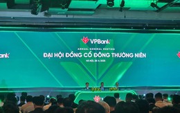 ĐHCĐ VPBank: Ông Ngô Chí Dũng trả lời về triển vọng của GPBank, cơ hội nới room ngoại, chia cổ tức các năm tới,...