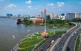 UBND TP HCM thông báo treo cờ Tổ quốc, nghỉ lễ 30-4, 1-5