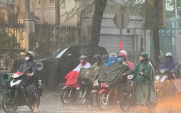 Miền Bắc mưa to, cảnh báo ngập lụt ở nhiều quận nội thành Hà Nội Miền Bắc mưa to, cảnh báo ngập lụt ở nhiều quận nội thành Hà Nội
