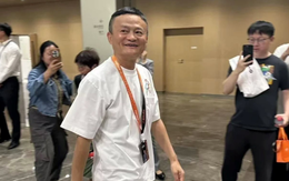 Jack Ma bất ngờ tái xuất