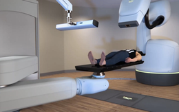 “Cú chơi lớn” 200 tỷ đồng của một Bệnh viện tại TP.HCM: Đưa công nghệ xạ phẫu bằng robot tích hợp AI hiện đại nhất thế giới về Việt Nam “Cú chơi lớn” 200 tỷ đồng của một Bệnh viện tại TP.HCM: Đưa công nghệ xạ phẫu bằng robot tích hợp AI hiện đại nhất thế giới về Việt Nam