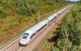 Tỷ phú Phạm Nhật Vượng chính thức đăng ký đầu tư dự án đường sắt cao tốc Bắc - Nam