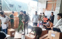 Từ bao bì vứt bụi rậm, phát hiện nhiều tấn sữa, thực phẩm chức năng không rõ nguồn gốc Từ bao bì vứt bụi rậm, phát hiện nhiều tấn sữa, thực phẩm chức năng không rõ nguồn gốc