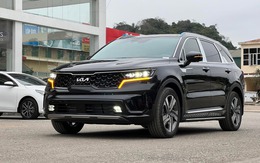 Giá Kia Sorento lần đầu giảm dưới mốc 900 triệu tại đại lý: Rẻ nhất phân khúc, ngang CX-5 bản tầm trung, chờ bản mới sắp ra mắt Giá Kia Sorento lần đầu giảm dưới mốc 900 triệu tại đại lý: Rẻ nhất phân khúc, ngang CX-5 bản tầm trung, chờ bản mới sắp ra mắt