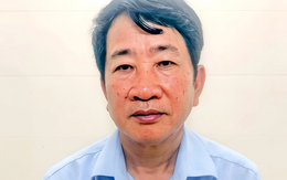 Một cựu giám đốc Bảo hiểm xã hội tỉnh nhận hối lộ định kỳ theo quý