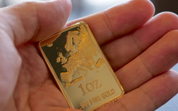 Tịch thu 7,3 cây vàng trị giá hơn 850 triệu đồng giấu trong áo vest của một doanh nhân