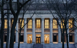 Ông link 789bet thu hồi quy chế miễn thuế cho Đại học Harvard
