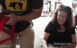 Khách Tây thốt lên 1 câu khi đến Việt Nam: Giờ chúng tôi đã hiểu tại sao ở đây người ta ăn nhiều bữa thế!