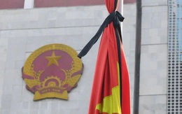 Treo cờ rủ trong 2 ngày Quốc tang nguyên Chủ tịch nước Trần Đức Lương Treo cờ rủ trong 2 ngày Quốc tang nguyên Chủ tịch nước Trần Đức Lương