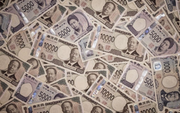 Lần đầu tiên sau 34 năm, một quốc gia châu Á bị Đức soán ngôi, mất vị trí "chủ nợ" lớn nhất thế giới