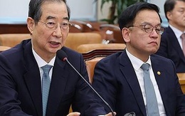 Hai cựu quyền tổng thống Hàn Quốc đều bị cấm xuất cảnh