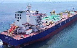 Trung Quốc sắp vận hành 'quái vật biển' đầu tiên trên thế giới: dài bằng 2 sân bóng đá, khai thác 8.000 tấn cá hồi mỗi năm Trung Quốc sắp vận hành 'quái vật biển' đầu tiên trên thế giới: dài bằng 2 sân bóng đá, khai thác 8.000 tấn cá hồi mỗi năm