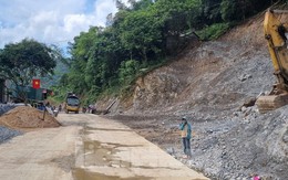 Đường bê tông 80 tỷ đồng ở Hòa Bình chưa làm xong đã xuất hiện nhiều vết nứt