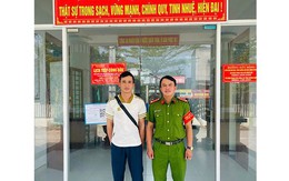 Bất ngờ nhận 450 triệu, anh công nhân liền tới báo công an để trả lại