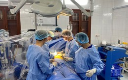 Cụ ông 60 tuổi bị nhồi máu cơ tim cấp, tiên lượng tử vong trên 90% được bác sĩ Hải Phòng cứu sống nhờ cách hạ thân nhiệt còn 34 độ C