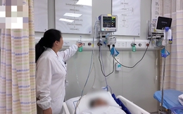 Người phụ nữ bỗng ho ra máu sau khi đi ra từ nhà tắm: Bác sĩ nói “hành động này tạo ra khí độc” Người phụ nữ bỗng ho ra máu sau khi đi ra từ nhà tắm: Bác sĩ nói “hành động này tạo ra khí độc”