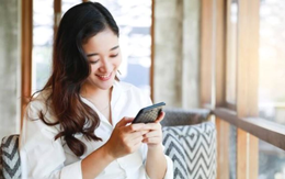 ‘Mẹ bỉm’ ngồi nhà bấm điện thoại, ngày cao điểm thu hơn 600 triệu đồng doanh thu: Đừng lãng phí đời mình để làm giàu cho người khác! ‘Mẹ bỉm’ ngồi nhà bấm điện thoại, ngày cao điểm thu hơn 600 triệu đồng doanh thu: Đừng lãng phí đời mình để làm giàu cho người khác!
