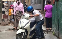Người đàn ông cố tình đi vào đường mới đổ bê tông có thể bị xử phạt không? Người đàn ông cố tình đi vào đường mới đổ bê tông có thể bị xử phạt không?