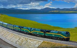 Chuyến tàu chạy gần 2000km, đi mất 2 ngày: Du khách nhận xét "Như một giấc mơ"