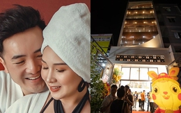 Nam ca sĩ buôn bất động sản, mua cả khách sạn để ở, vợ đột quỵ nên buông hết Nam ca sĩ buôn bất động sản, mua cả khách sạn để ở, vợ đột quỵ nên buông hết