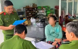 Cà Mau phát hiện hơn 11 tấn phân bón không rõ nguồn gốc Cà Mau phát hiện hơn 11 tấn phân bón không rõ nguồn gốc