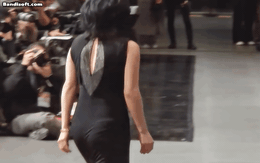 Mỹ nhân hot tới nỗi thành tên riêng của cả 1 năm, cát-xê 10 tỷ/ ngày vẫn không đủ tiền cưới chồng