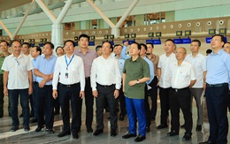 Phó Thủ tướng đến thị sát, ACV báo cáo gì về hiện tượng thấm, rò nước mưa tại Nhà ga T3 Tân Sơn Nhất? Phó Thủ tướng đến thị sát, ACV báo cáo gì về hiện tượng thấm, rò nước mưa tại Nhà ga T3 Tân Sơn Nhất?