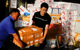 'Cú sốc Trung Quốc' khiến thế giới đau đầu: Sản xuất ồ ạt bất chấp khả năng hấp thụ, giá đã rẻ đến mức chiết khẩu 70%