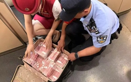 Phát hiện chiếc vali chứa 3,6 tỷ đồng bỏ quên trên tàu