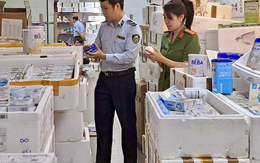 Hà Nội: Thu giữ hàng nghìn hộp sữa bột, thực phẩm chức năng, mỹ phẩm Đức không rõ nguồn gốc Hà Nội: Thu giữ hàng nghìn hộp sữa bột, thực phẩm chức năng, mỹ phẩm Đức không rõ nguồn gốc