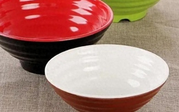 Có rất nhiều loại bát đĩa để lựa chọn, nhưng 3 loại dù rẻ và đẹp đến đâu cũng tuyệt đố không mua, coi chừng rước họa có ngày Có rất nhiều loại bát đĩa để lựa chọn, nhưng 3 loại dù rẻ và đẹp đến đâu cũng tuyệt đố không mua, coi chừng rước họa có ngày