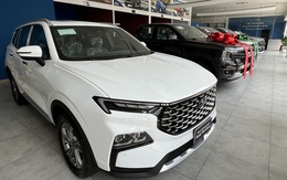 "Cuộc chiến" phân khúc xe gầm cao hạng C "Cuộc chiến" phân khúc xe gầm cao hạng C