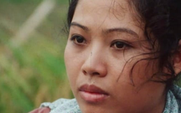 Nữ NSND đổi đời nhờ vai diễn 'vừa già vừa xấu', được tung hô ở Pháp