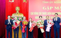 Một địa phương chi hơn 3.000 tỉ đồng cho các cán bộ nghỉ hưu trước tuổi, thôi việc Một địa phương chi hơn 3.000 tỉ đồng cho các cán bộ nghỉ hưu trước tuổi, thôi việc