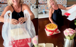 Mất 30 năm tìm kiếm, du khách Tây bất ngờ thấy được hương vị món bánh yêu thích tại Việt Nam: Có gì mà hấp dẫn đến vậy?