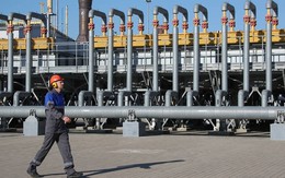 EU quyết cấm nhập khẩu khí đốt Nga, một quốc gia thành viên dọa cắt nguồn cung điện cho Ukraine EU quyết cấm nhập khẩu khí đốt Nga, một quốc gia thành viên dọa cắt nguồn cung điện cho Ukraine