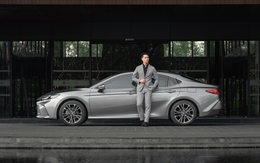 Toyota Camry 2025 - Bạn đồng hành cùng doanh nhân trong những thời khắc quan trọng