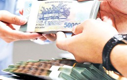 Cho vay tiêu dùng: Mức trần 100 triệu đồng đã "lỗi thời" sau 1 thập kỷ, cần điều chỉnh phù hợp với lạm phát? Cho vay tiêu dùng: Mức trần 100 triệu đồng đã "lỗi thời" sau 1 thập kỷ, cần điều chỉnh phù hợp với lạm phát?
