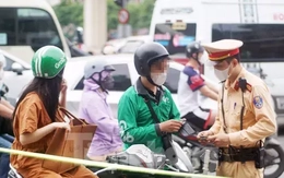 Hơn 1.000 shipper và xe công nghệ vi phạm giao thông trong một tháng