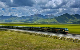 Chuyến tàu chạy hơn 4.000km qua 15 thành phố, đi mất gần 2 ngày: Du khách nhận xét "Không bao giờ quên" Chuyến tàu chạy hơn 4.000km qua 15 thành phố, đi mất gần 2 ngày: Du khách nhận xét "Không bao giờ quên"