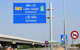 Doanh nghiệp kiếm nhiều tiền nhất Việt Nam từ thu phí đường cao tốc: Sắp được nhà nước tăng vốn thêm 38.000 tỷ, một nửa nguồn thu 6.200 tỷ trả lãi vay và “gánh” lỗ tỷ giá Doanh nghiệp kiếm nhiều tiền nhất Việt Nam từ thu phí đường cao tốc: Sắp được nhà nước tăng vốn thêm 38.000 tỷ, một nửa nguồn thu 6.200 tỷ trả lãi vay và “gánh” lỗ tỷ giá