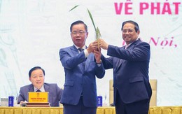Tặng Thủ tướng món quà 1.247 hạt, ông đánh đề online 789bet đề xuất gì trong lĩnh vực “xương sống” của kinh tế?
