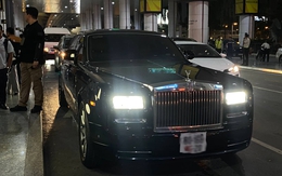 Soi siêu xe đón G-Dragon tại sân bay Nội Bài, là Rolls-Royce Phantom, giá khoảng 60 tỷ! Soi siêu xe đón G-Dragon tại sân bay Nội Bài, là Rolls-Royce Phantom, giá khoảng 60 tỷ!
