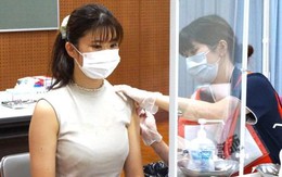 Nữ giới có cần tiêm nhắc lại vắc xin HPV định kỳ hay không? Nữ giới có cần tiêm nhắc lại vắc xin HPV định kỳ hay không?