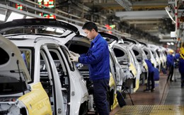 "Ngoài giận dữ, trong nhờ vả" - Một quốc gia đối thủ dù khó chịu vẫn phải nhờ Trung Quốc làm hộ xe điện