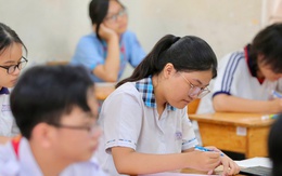 NÓNG: Công bố phổ điểm thi lớp 10 tại TP HCM, 448 điểm 10 tiếng Anh, 36 điểm 10 toán